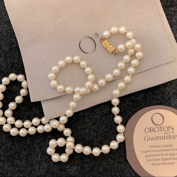 Vintage Cultured Pearl Necklace Never 